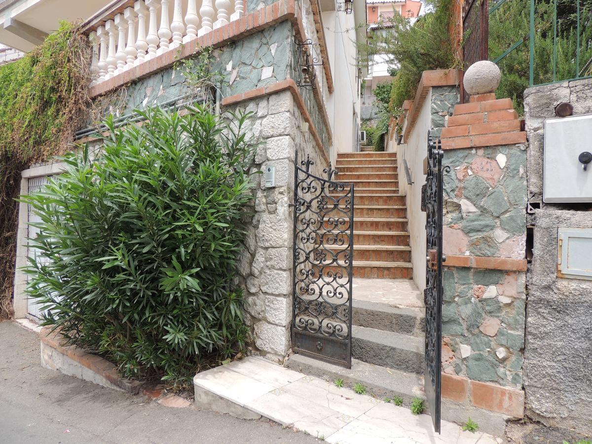 Le Porte Di Taormina Bed & Breakfast Екстериор снимка